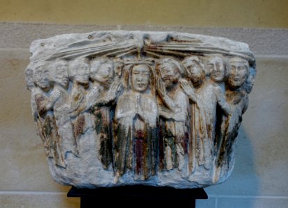 Pentecost capital, from the Mosteiro de Celas, 14th century - Museu Nacional de Machado de Castro - Coimbra, Portugal -DSC09883