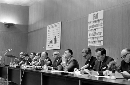 Persconferentie over automobieltentoonstelling in de RAI, Bestanddeelnr 920-0370