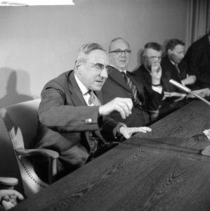Persconferentie met De Quay inzake Nieuw-Guinea, Bestanddeelnr 913-6437