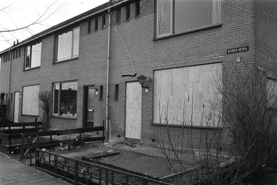 Persconferentie wijkraad van Molukse wijk Oostgaarde in Capelle aan den IJssel , Bestanddeelnr 932-8280