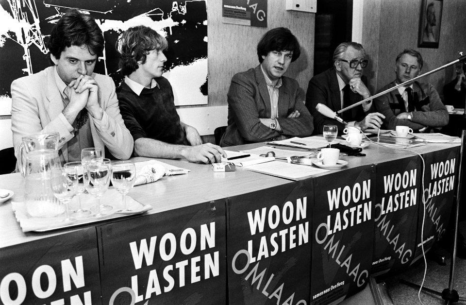 Persconferentie in Nieuwspoort i.v.m. de manifestatie Woonlasten omlaag. V.l.n, Bestanddeelnr 932-4224