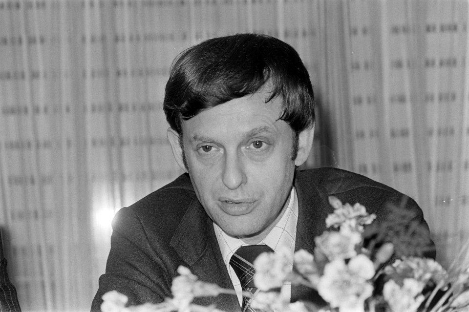 Persconferentie nav vijfling in Rotterdams Sophiakinderziekenhuis 4 Wladmir, Bestanddeelnr 928-3694