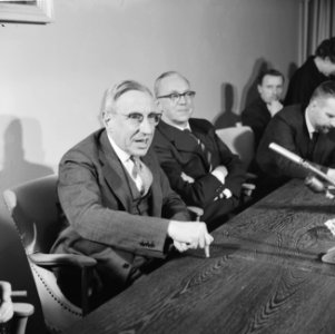 Persconferentie met De Quay inzake Nieuw-Guinea, Bestanddeelnr 913-6428