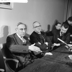 Persconferentie met De Quay inzake Nieuw-Guinea, Bestanddeelnr 913-6445