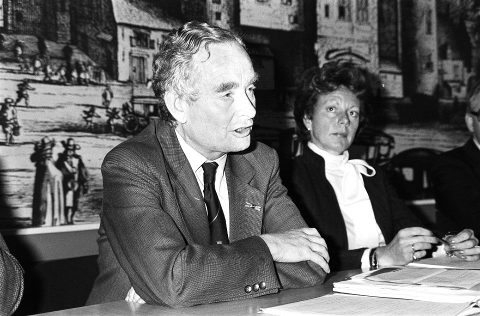 Persconferentie in Nieuwspoort van stuurgroep ter begeleiding van de praktijkpro, Bestanddeelnr 931-5717