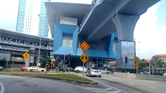 Persiaran Surian 08