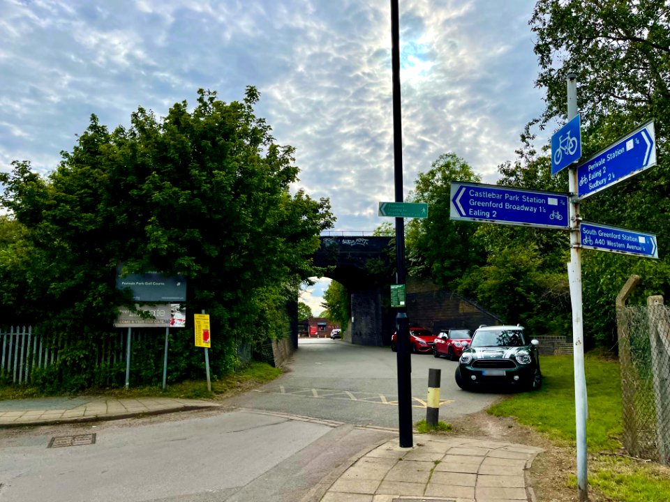 Perivale Golf Club Underbridge 2021