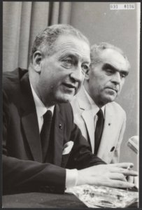 Persconferenties, delegaties, diepen j l, during h, Bestanddeelnr 091-0196