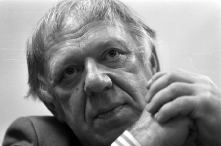 Persconferenties, circussen, clowns, portretten, Popov, O., Bestanddeelnr 934-3837