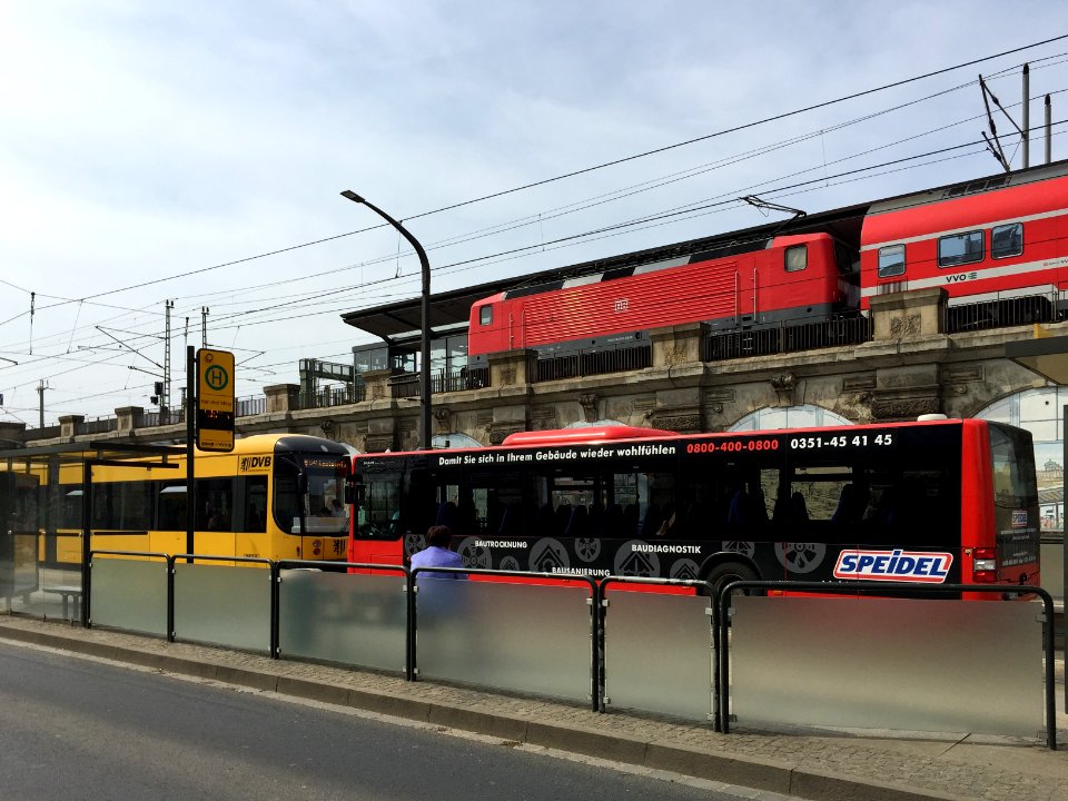 Personenverkehr Bahnhof Mitte Dresden 2