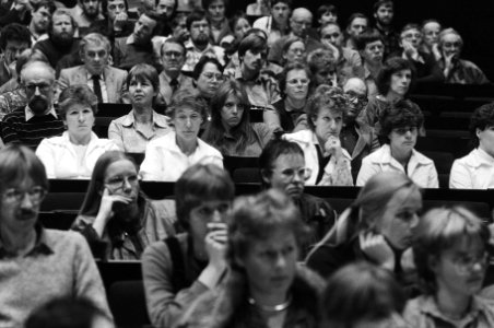 Personeel, bijeenkomsten, bezuinigingen, Bestanddeelnr 932-3939