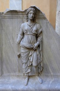 Personification of a province, plinth from the Temple of Hadrian, 7 of 7, 145 AD, marble - Musei Capitolini - Rome, Italy - DSC06234