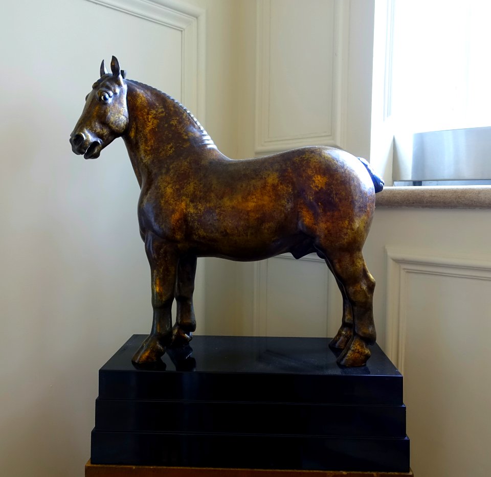 Percheron Stallion, Rhum, by Herbert Haseltine, 1922 –1924, cast 1925, bronze - Addison Gallery of American Art - Phillips Academy Andover - Andover, Massachusetts - DSC05284