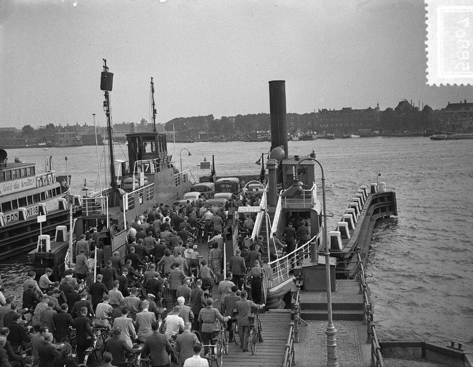 Persexcursie IJ-tunnel Comité. IJ-pont tijdens spitsuren, Bestanddeelnr 905-8807