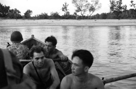 Perbaoengan (Oostkust Sumatra). In samenwerking met de Koninklijke Marine en de , Bestanddeelnr 7532