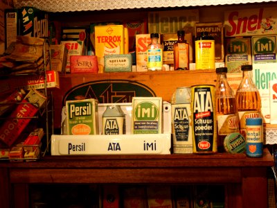 Persil, ATA en IMI houder met verpakkingen
