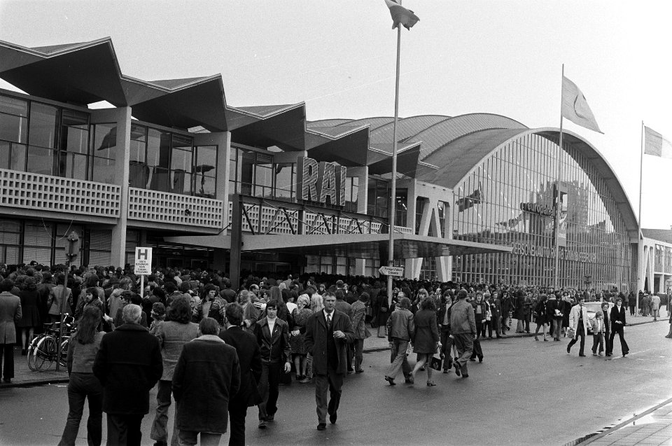 Personenauto RAI 1973, grote drukte in de RAI, Bestanddeelnr 926-2165