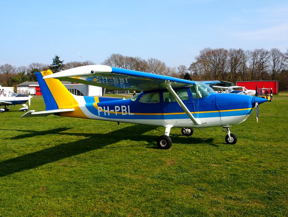 PH-PBL, Cessna 172M Skyhawk at Hilversum Airport (ICAO EHHV), photo6