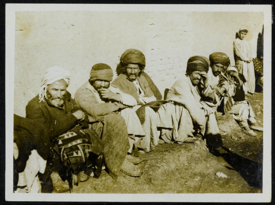 Picturesque looking Kurds at Kanakin, Bestanddeelnr 158-1488