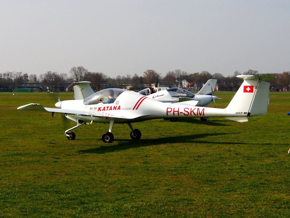 PH-SKM, HOAC DV20 Katana at Hilversum Airport (ICAO EHHV), photo1