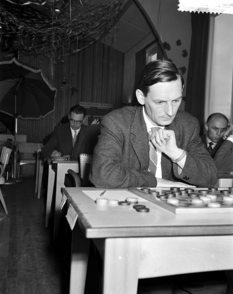 Persoonlijk damkampioenschap van Nederland, W de Jong actie, Bestanddeelnr 911-0546