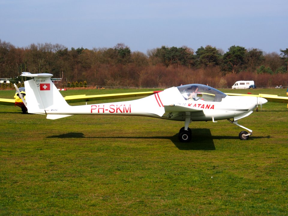 PH-SKM, HOAC DV20 Katana at Hilversum Airport (ICAO EHHV), photo3