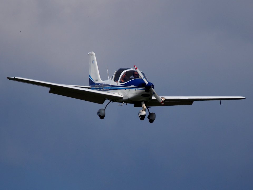 PH-TCM, Tecnam P2002 Sierra landing at Hilversum Airport (ICAO EHHV), photo1