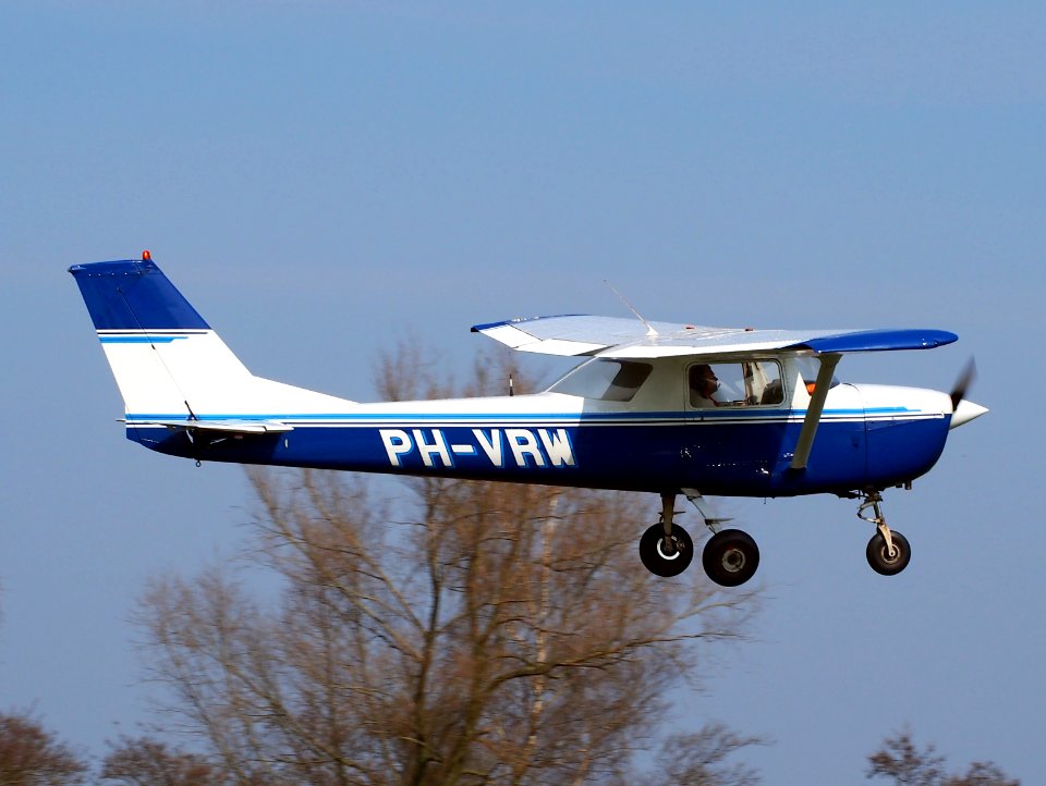 PH-VRW, Reims Cessna FA150K Aerobat at Hilversum Airport (ICAO EHHV), photo5