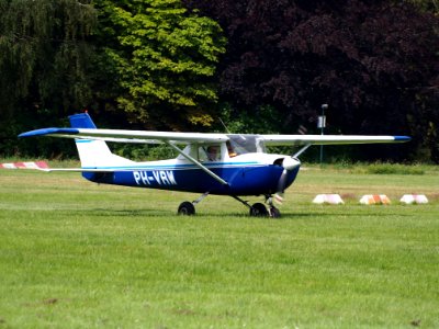 PH-VRW Reims Cessna FA150K Aerobat at Hilversum Airport (ICAO EHHV), photo2