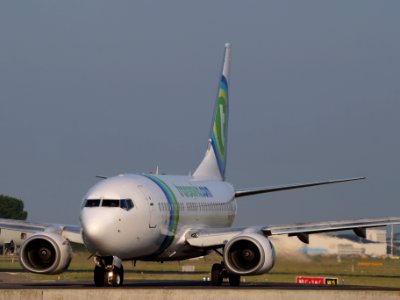 PH-XRZ Transavia Boeing 737-7K2(WL) - cn 33462 taxiing 15july2013 pic-002