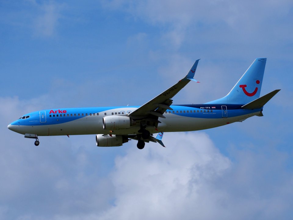 PH-TFA ArkeFly Boeing 737-8K5(WL) - cn 35100, 12Aug2014, landing at Schiphol (AMS - EHAM), The Netherlands, pic2