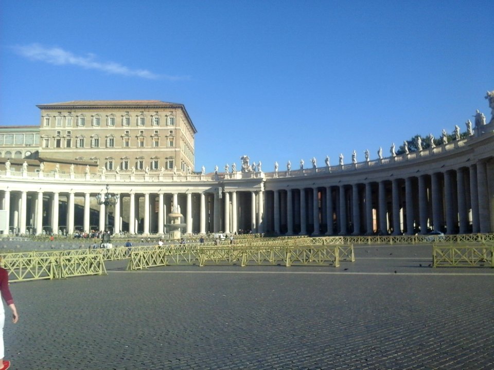 PiazzaSanPietro8