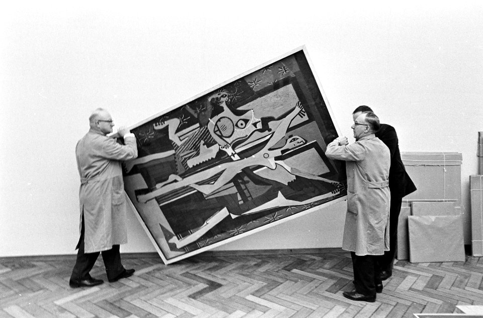 Picassos in Stedelijk Museum, de dans, uitgeleend door de Tate-Gallery in Londen, Bestanddeelnr 920-1090