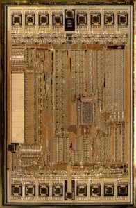 PIC16C54-XT P 9420 CGA TAIWAN