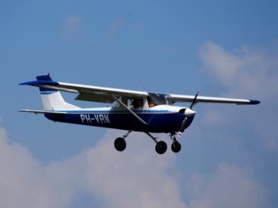 PH-VRW Reims Cessna FA150K Aerobat at Hilversum Airport (ICAO EHHV), photo6