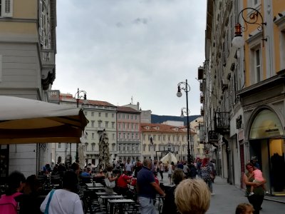 Piazza della Borsa (Trieste) 03