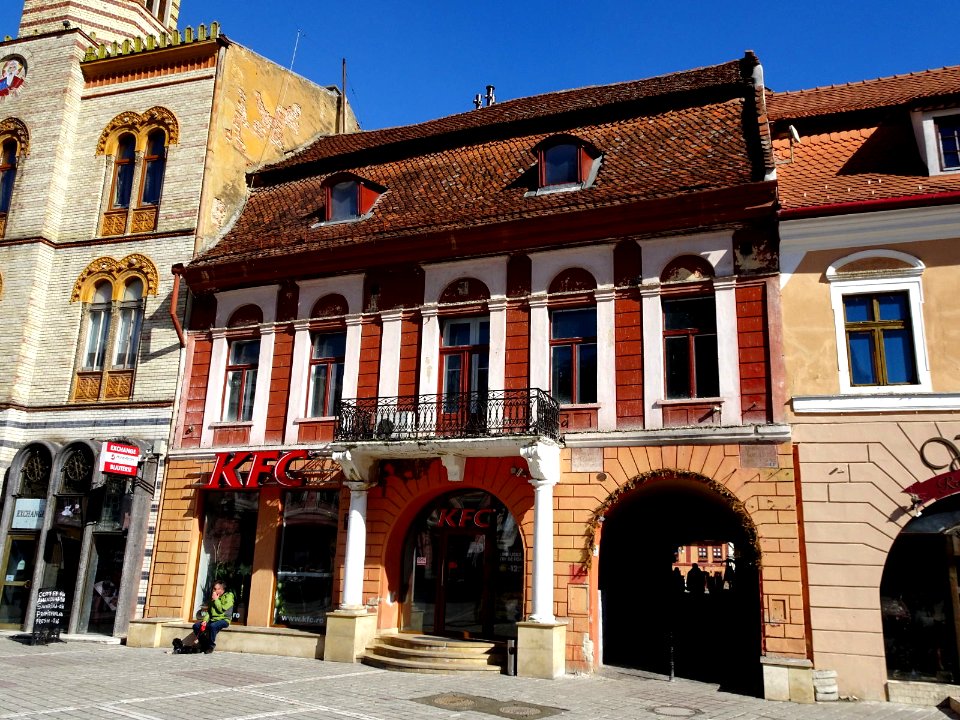 Piata Sfatului nr 4