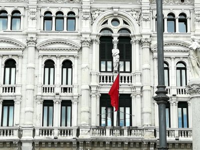 Piazza Unità d'Italia (Trieste) 12