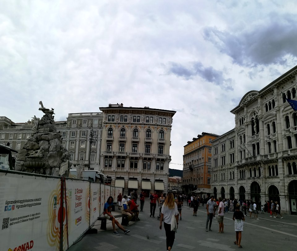 Piazza Unità d'Italia (Trieste) 14