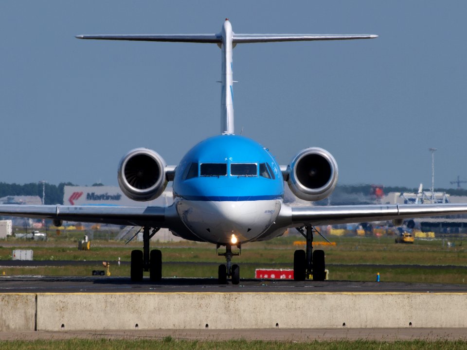 PH-WXC KLM Cityhopper Fokker F70 - cn 11574, taxiing 21july2013 pic-001