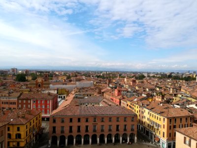 Piazza Grande (Modena) 02