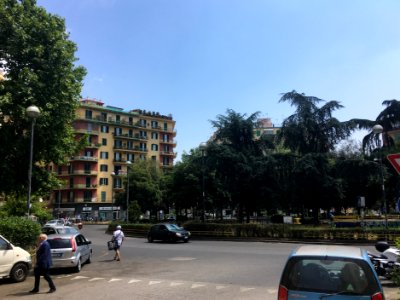 Piazza Medaglie d'oro -2- Naples