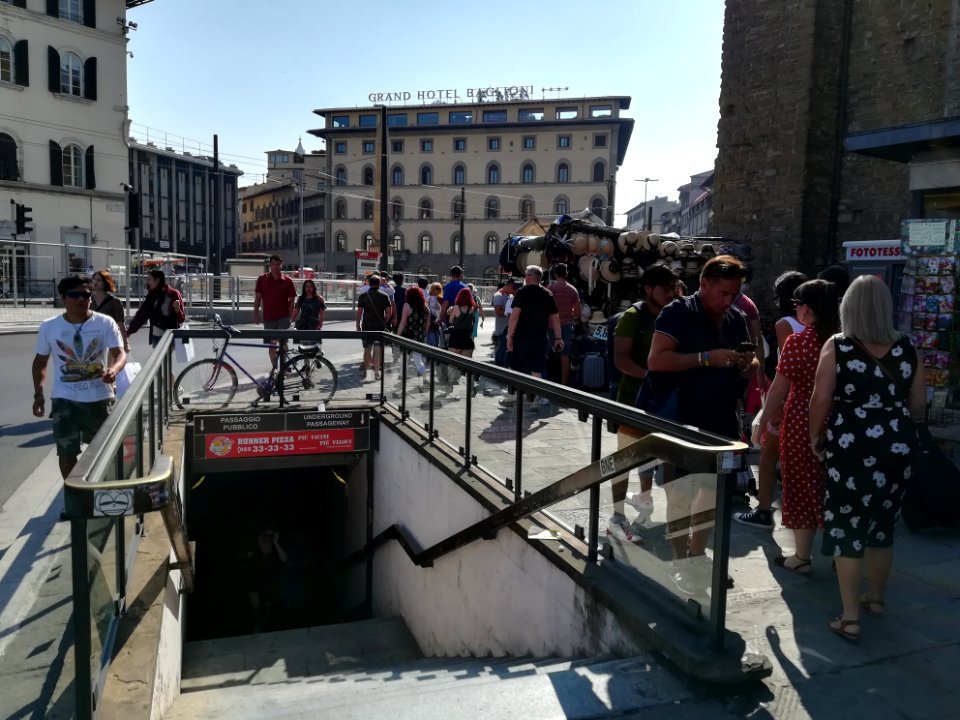 Piazza dell'Unità Italiana - FI 02