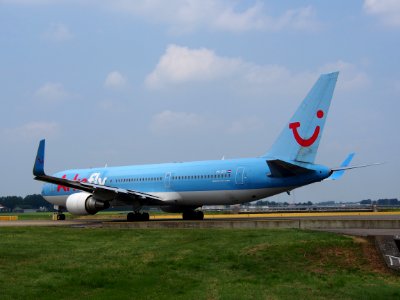 PH-OYI ArkeFly Boeing 767-304(ER)(WL) - cn 29138 pic2