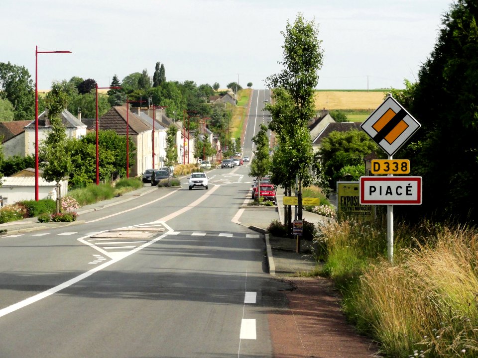 Piacé (Sarthe) entrée