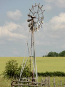 Piacé (Sarthe) La Morillonnerie, turbine aérienne
