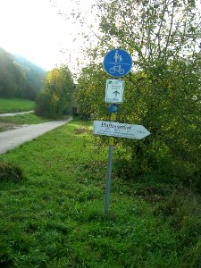 Pietenfeld ad Leithen -Wegzeichen