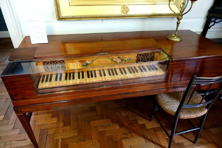 Piano, William Rolfe, No. 112 Cheapside, London - Kelmscott Manor - Oxfordshire, England - DSC09996