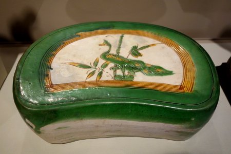 Pillow, China, Cizhou Ware, Jin Dynasty, 1115-1234, stoneware - Chazen Museum of Art - DSC01631