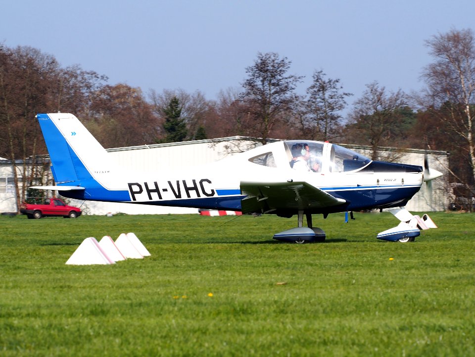 PH-VHC, Tecnam P2002-JF at Hilversum Airport (ICAO EHHV), photo7